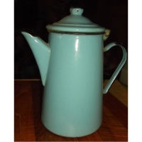 madam-bla-kaffekande-med-lille-tud